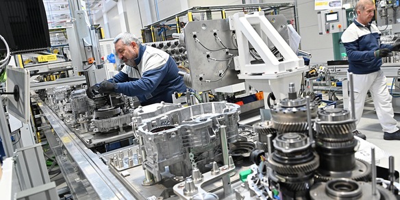 Cappellano (Stellantis), bene Merz su no stop auto termiche