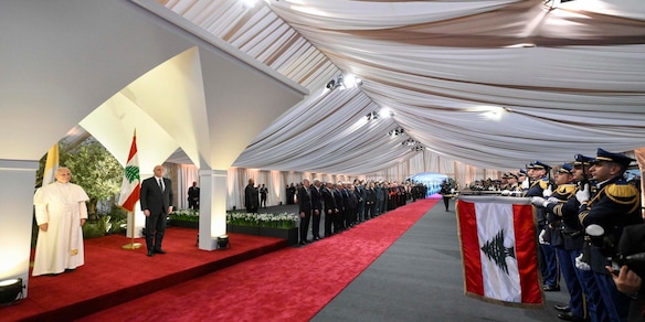 Il Papa in Libano, "anteponete a tutto l'obiettivo della pace"