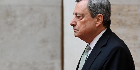 Draghi vuole l'Ai per l'Europa, 'altrimenti stagnazione'