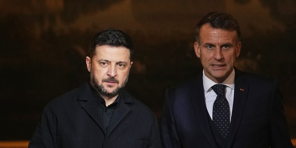 Macron sente Trump, 'garanzie sicurezza per Kiev centrali'