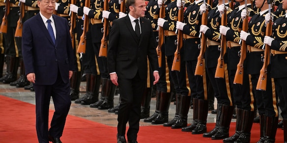 Macron a Xi: Cina ha capacità di influenzare tregua in Ucraina