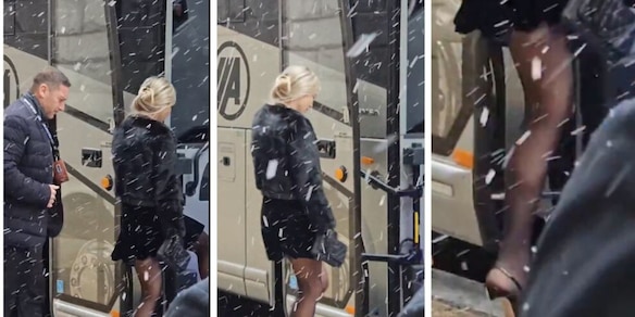 Totti e i tacchi a spillo di Noemi Bocchi al sorteggio dei Mondiali: gli Usa impazziscono