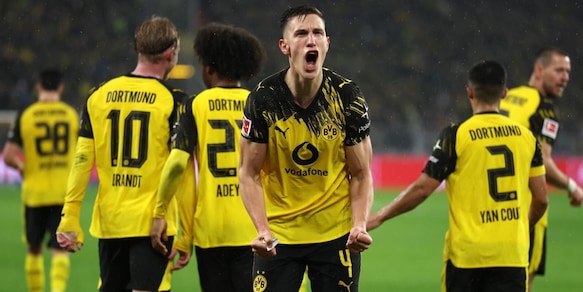Bundesliga: l'Amburgo vince il derby del Nord, il Borussia Dortmund tiene il passo di Bayern e Lipsia