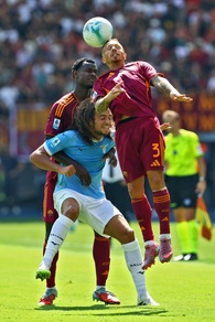 Europa League: Roma, Angelino torna tra i convocati dopo oltre due mesi