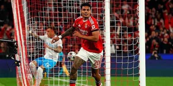 Il Napoli cade col Benfica. La Juve supera il Pafos