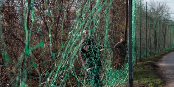 Media, 'Kiev è pronta ad accettare una zona demilitarizzata nel Donbass'