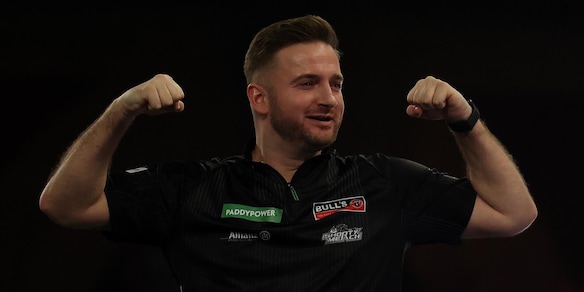 La gaffe clamorosa al Mondiale di freccette: parte una canzone contro la Juve!