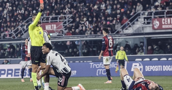 Moviola Bologna-Juve: Massa ok. Corretto il rosso a Heggem e l'offside di David