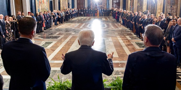 Mattarella, inediti centri opachi di potere disinformano