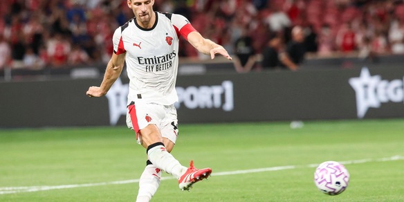 Milan: trauma al ginocchio per Gabbia, escluse lesioni