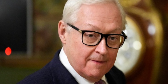 Mosca, non accetteremo truppe Nato in Ucraina, nessuna concessione su territori