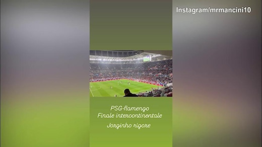 Psg-Flamengo, il rigore trasformato da Jorginho ripreso da Mancini