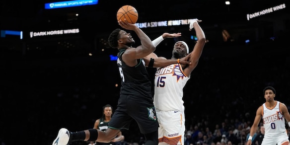 Nba, Edwards punisce Oklahoma con una tripla allo scadere: Fontecchio non basta a Miami