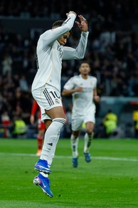 Mbappè come CR7, 59 gol in un anno solare col Real Madrid
