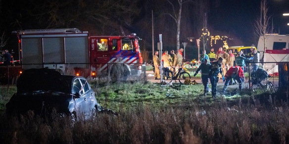 Auto sulla folla di una parata natalizia in Olanda, almeno 9 feriti