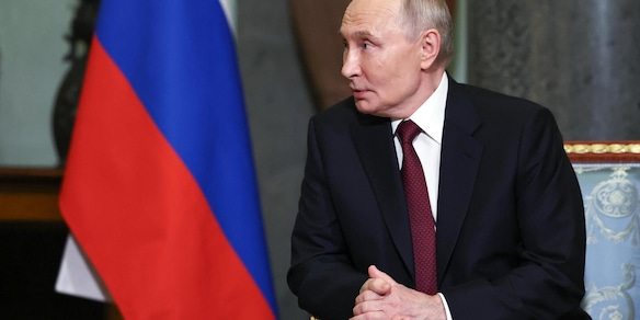 Media, 'Putin incontra ministri Siria per partnership sulla Difesa'