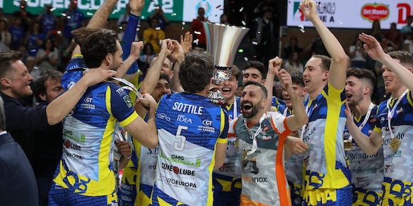 La Supercoppa Italiana si giocherà a Trieste