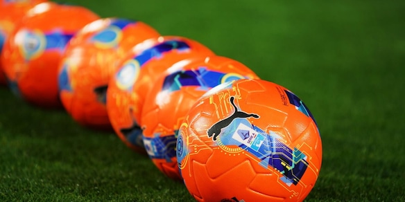 La Lega Serie A cambia il pallone arancione: si torna al giallo o al bianco, ecco il motivo