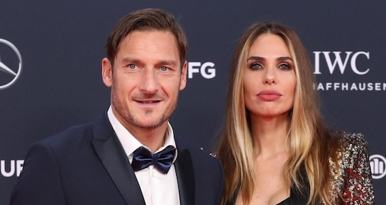 Non c'è pace per Ilary Blasi e Totti: crolla il soffitto della casa all'Eur, nuova denuncia