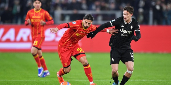 Lecce, che sorpresa a Torino: Banda e Falcone fermano la Juve, il palo beffa Yildiz nel finale