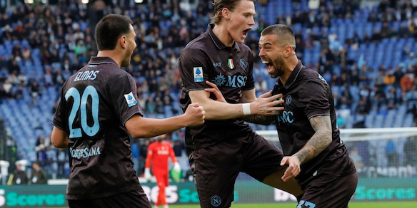 Il Napoli continua a vincere e passa 2-0 all'Olimpico contro la Lazio