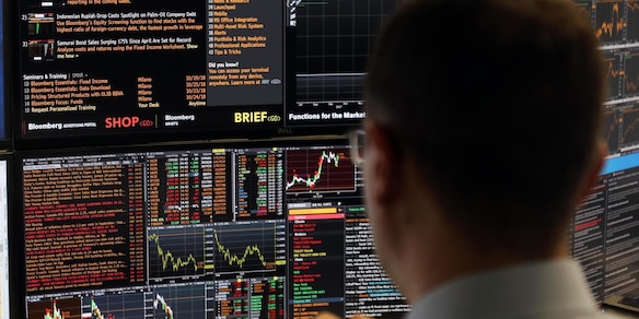 Lo spread tra Btp e Bund chiude poco mosso sotto i 70 punti