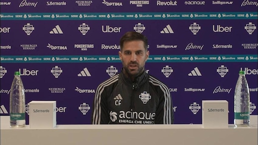 Fabregas: "Se hanno criticato Messi e Maradona..."