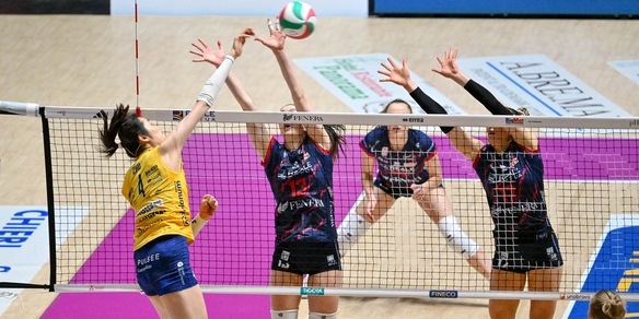 Conegliano ok al tie break, vincono Scandicci e Milano