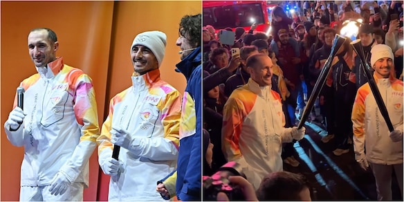 Olimpiadi Milano-Cortina, Chiellini e Bagnaia portano la torcia a Torino