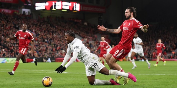Fa Cup, Szoboszlai trascina il Liverpool: 4-1 al Barnsley