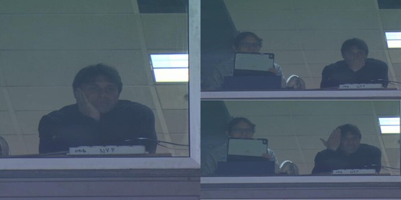 Conte è in tribuna al Maradona: come sta vivendo Napoli-Parma con il fratello Gianluca