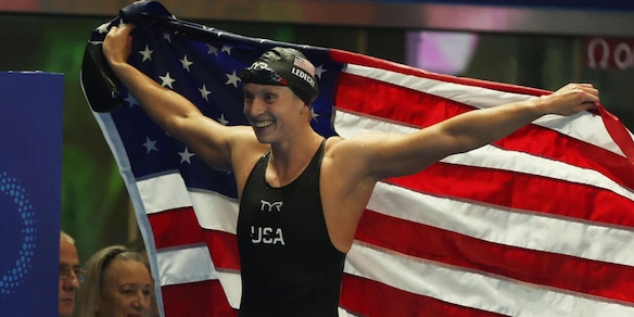 Clamorosa Katie Ledecky: torna in vasca e stampa un tempo record sui 1500 stile libero