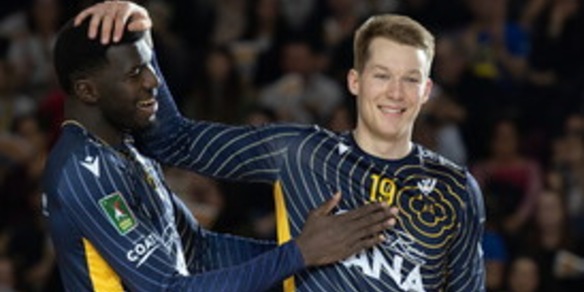 Verona travolge Cuneo nell'anticipo