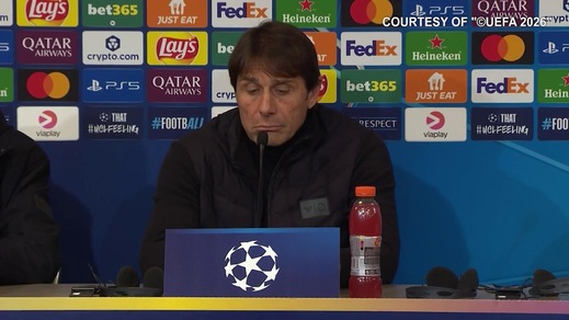 Conte usa l'ironia: "Fantastico giocare 9 gare in 27 giorni. Sul mercato..."