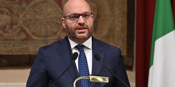 Fontana, inopportuna conferenza stampa di domani sulla 'Remigrazione'