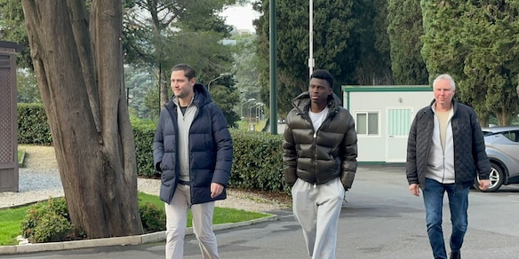 Visite mediche per Raterink con il Cagliari: poi firma e ufficialità