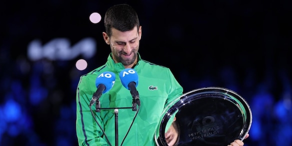 Le frasi di Djokovic dopo la sconfitta con Alcaraz commuovono il mondo: gli occhi lucidi, il pensiero sul ritiro e Nadal...