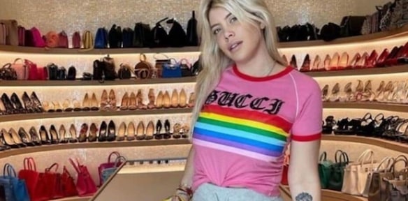 Wanda Nara mostra la sua nuova (enorme) cabina armadio e il regalo di Maxi Lopez non passa inosservato