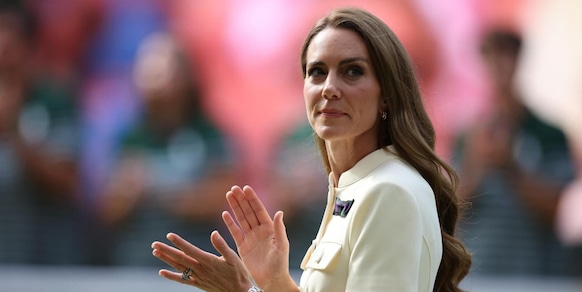 Kate Middleton torna a parlare del cancro, la rivelazione commuove tutti