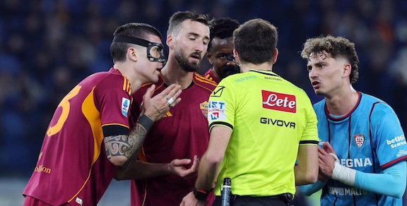 Moviola Roma-Cagliari: Marcenaro, dubbi sul contatto Rodriguez-Pisilli