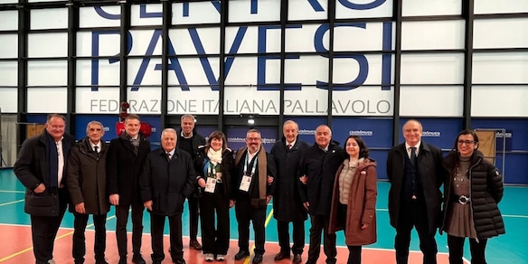 Il presidente FIVB Azevedo in visita al Centro Pavesi