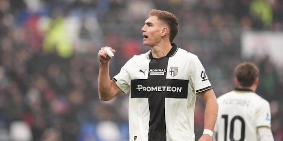 Pellegrino rinnova con il Parma: "È una giornata speciale"