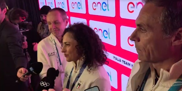 Federica Brignone, che festa con i tifosi a Casa Italia: "Sono incredula"