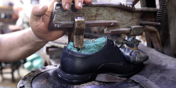 Cna, in 10 anni perse 128mila imprese ma il 2025 tiene