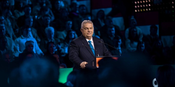 Orban, 'spazzeremo via le pseudo organizzazioni civili e giornalisti'