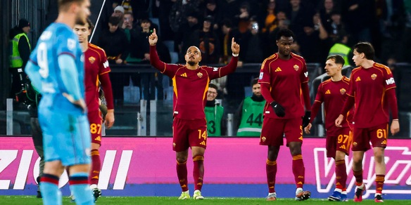 Tra Napoli e Roma due reti a testa e divisione della posta