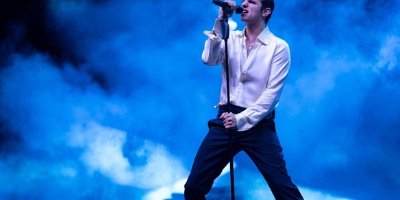 Milano Cortina: Achille Lauro protagonista della cerimonia di chiusura