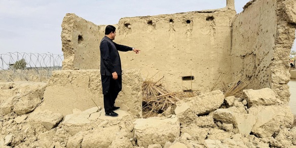 Il Pakistan conferma i raid sull'Afghanistan