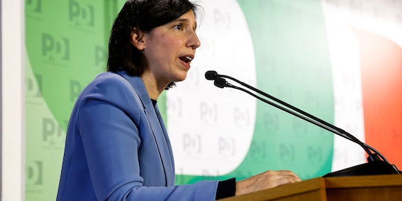 Schlein, il governo riveda l'impunità preventiva delle forze dell'ordine