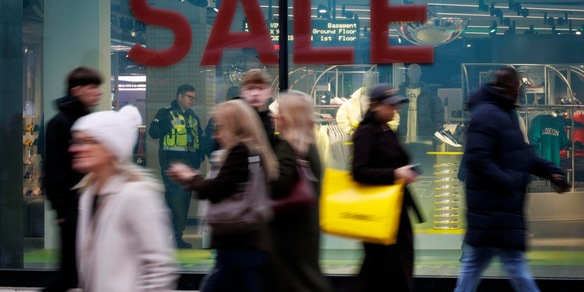 Oxford Street diventa isola pedonale, stop ai veicoli entro settembre